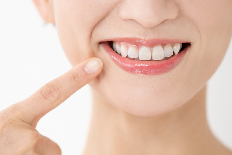 インプラントで食事も会話も楽しめる毎日に