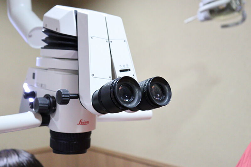 マイクロスコープを使った精密根管治療